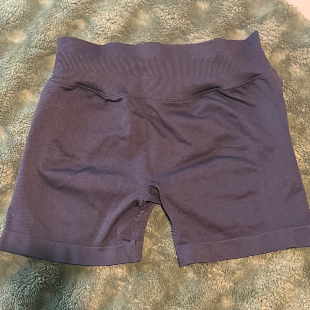 Women's black scrunch butt biker  Shorts